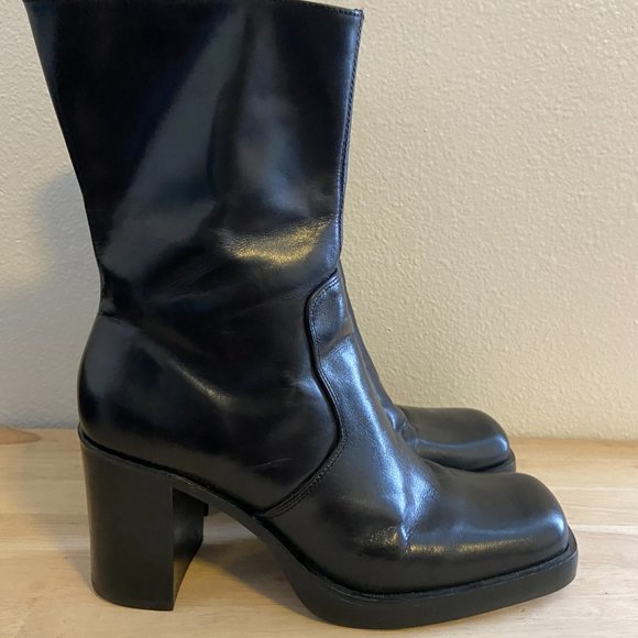Diba Black Leather Platform Boots Size 10 - Picture 5 of 5